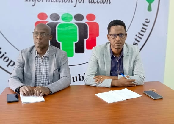 የደቡብ ኢትዮጵያ ክልል የሕብረተሰብ ጤና ኢንስቲትዩት ከጤና ቢሮ ጋር በመተባበር 26ኛ ሳምንት የሕብረተሰብ ጤና ድንገተኛ አደጋ ማስተባበሪያ ማዕከል ግምገማ ማካሄዱን አስታውቋል ።